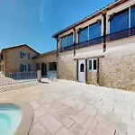 Domaine Rey Loft Apartament *